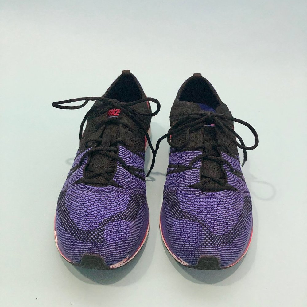 Nike Flyknit Trainer - Siren Red, Persian Violet